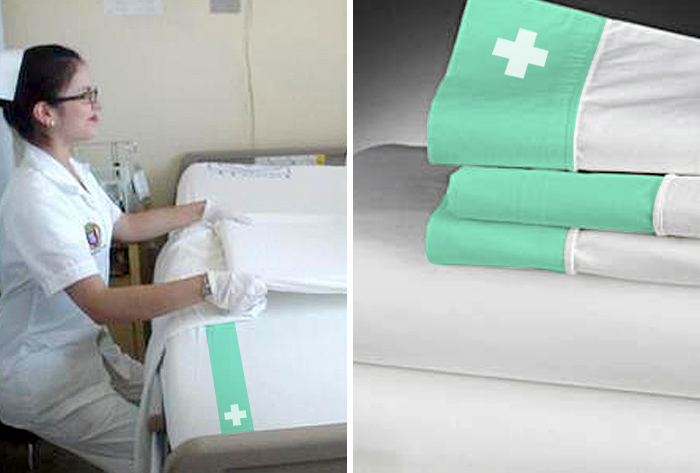 Personal de salud preparando sábanas